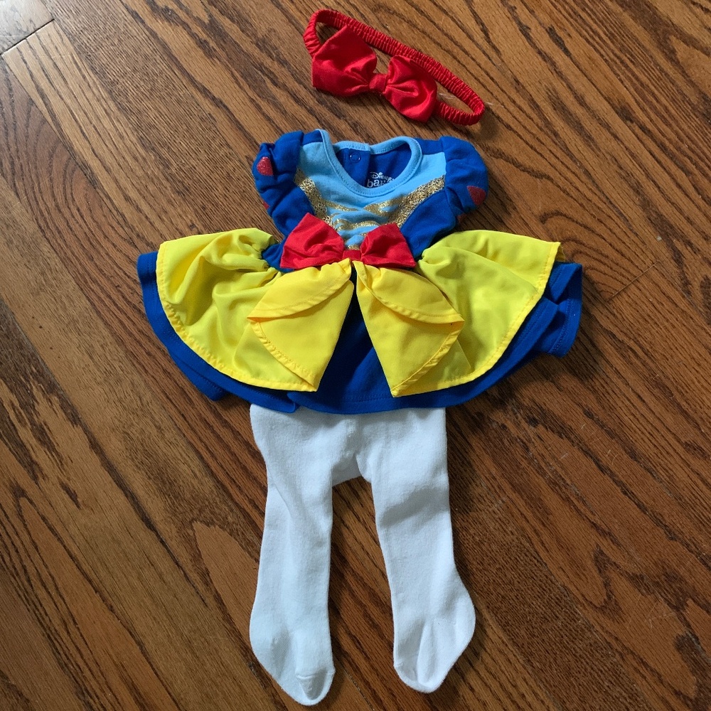 Disney Snow White Kids Costume with Blue and Yellow Dress